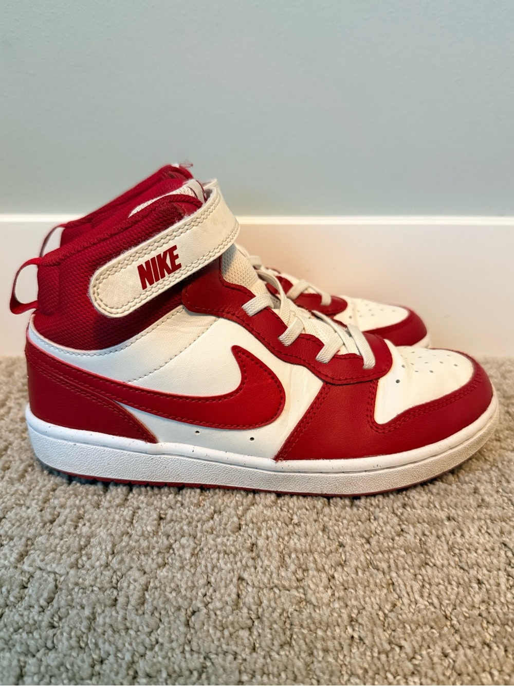 Nike Court Borough Mid 2 3Y Red White Leather High Top Sneakers CD7783 124 - Picture 2 of 7